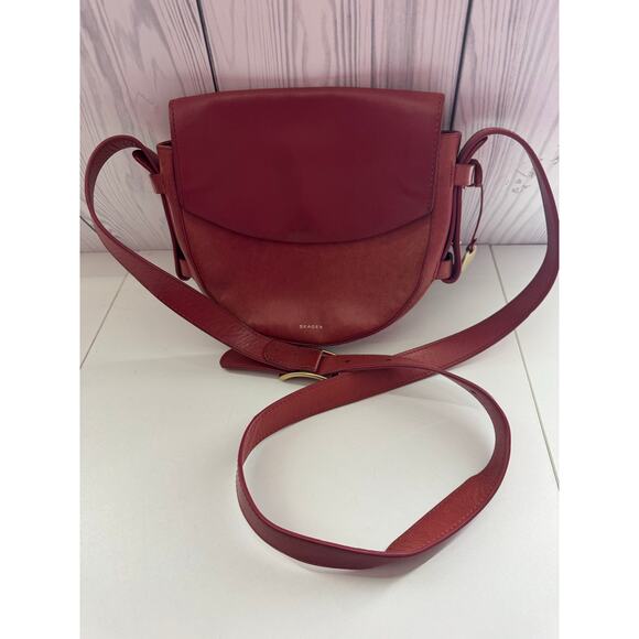 Skagen Lobelle Leather Saddle Crossbody Fold Over Purse Bag Burgundy Red - Picture 1 of 8